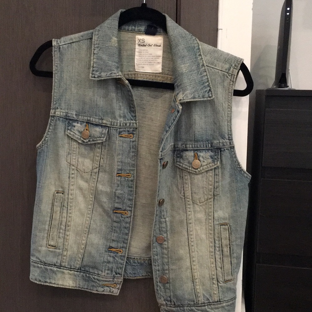 J. Crew | Tinted-Out Wash Denim Vest | XS